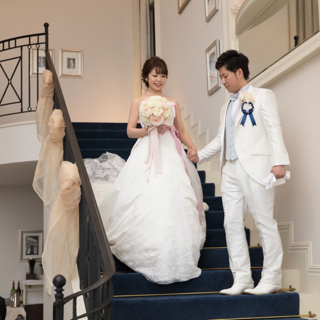 披露宴パーティのカバー写真