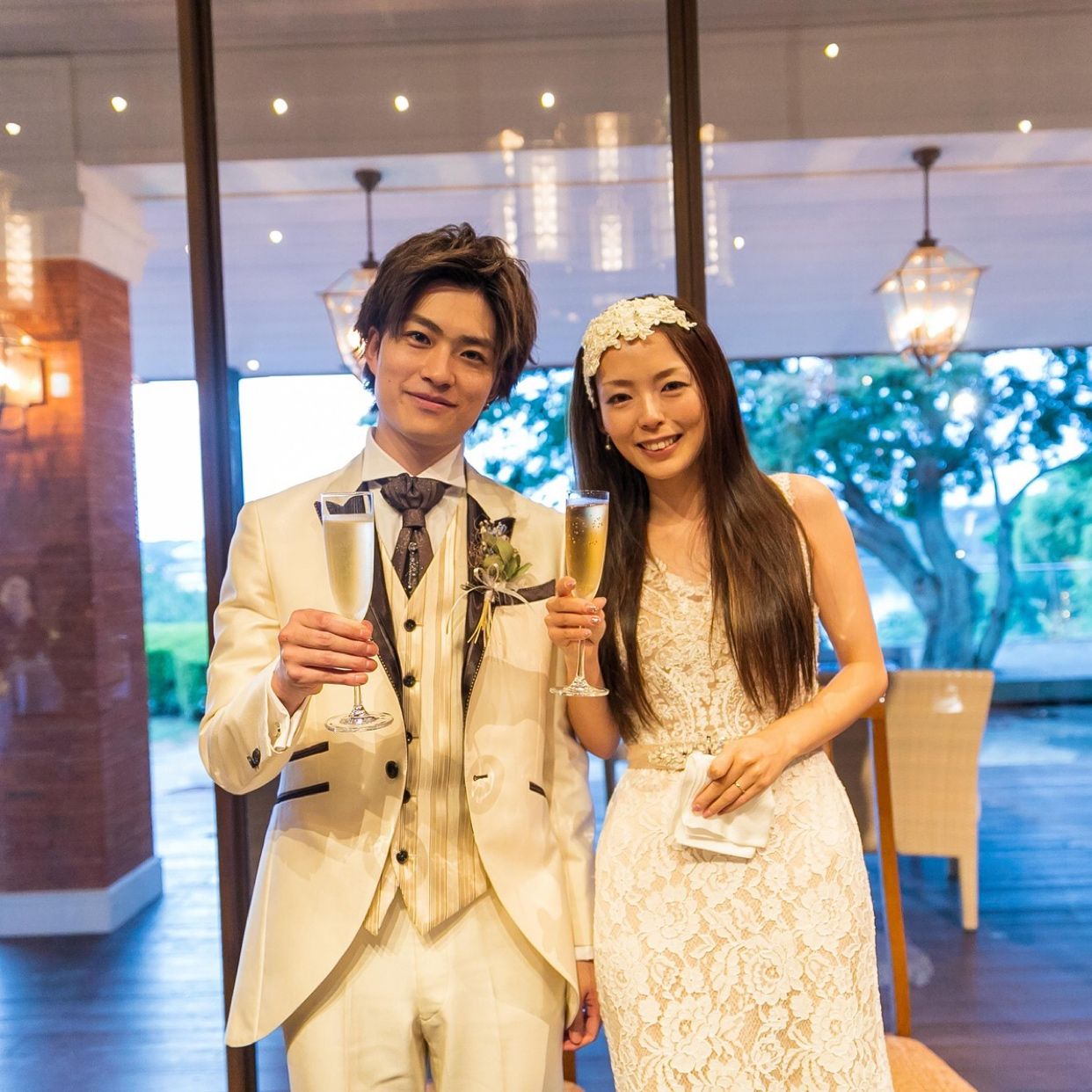 披露宴パーティのカバー写真