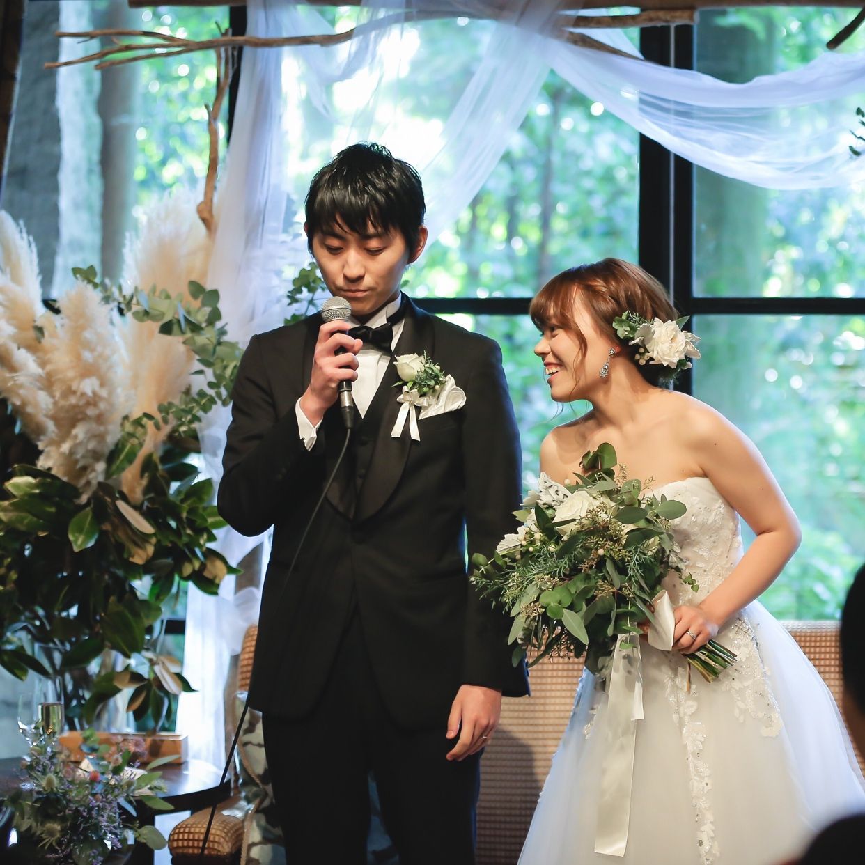 披露宴パーティのカバー写真