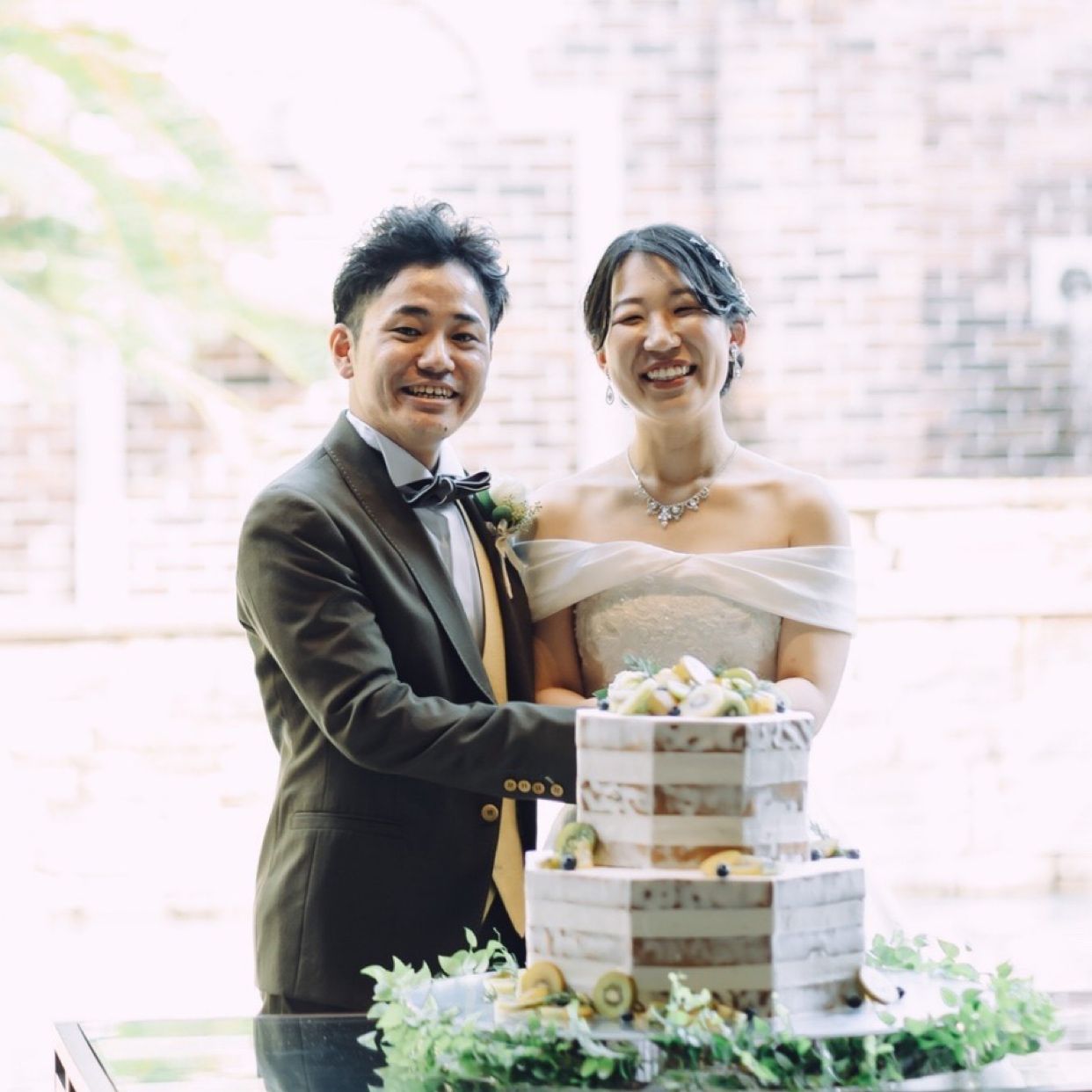 披露宴パーティのカバー写真