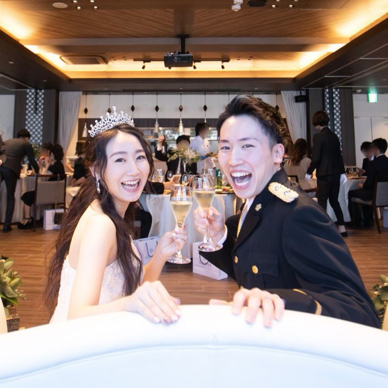 披露宴パーティのカバー写真