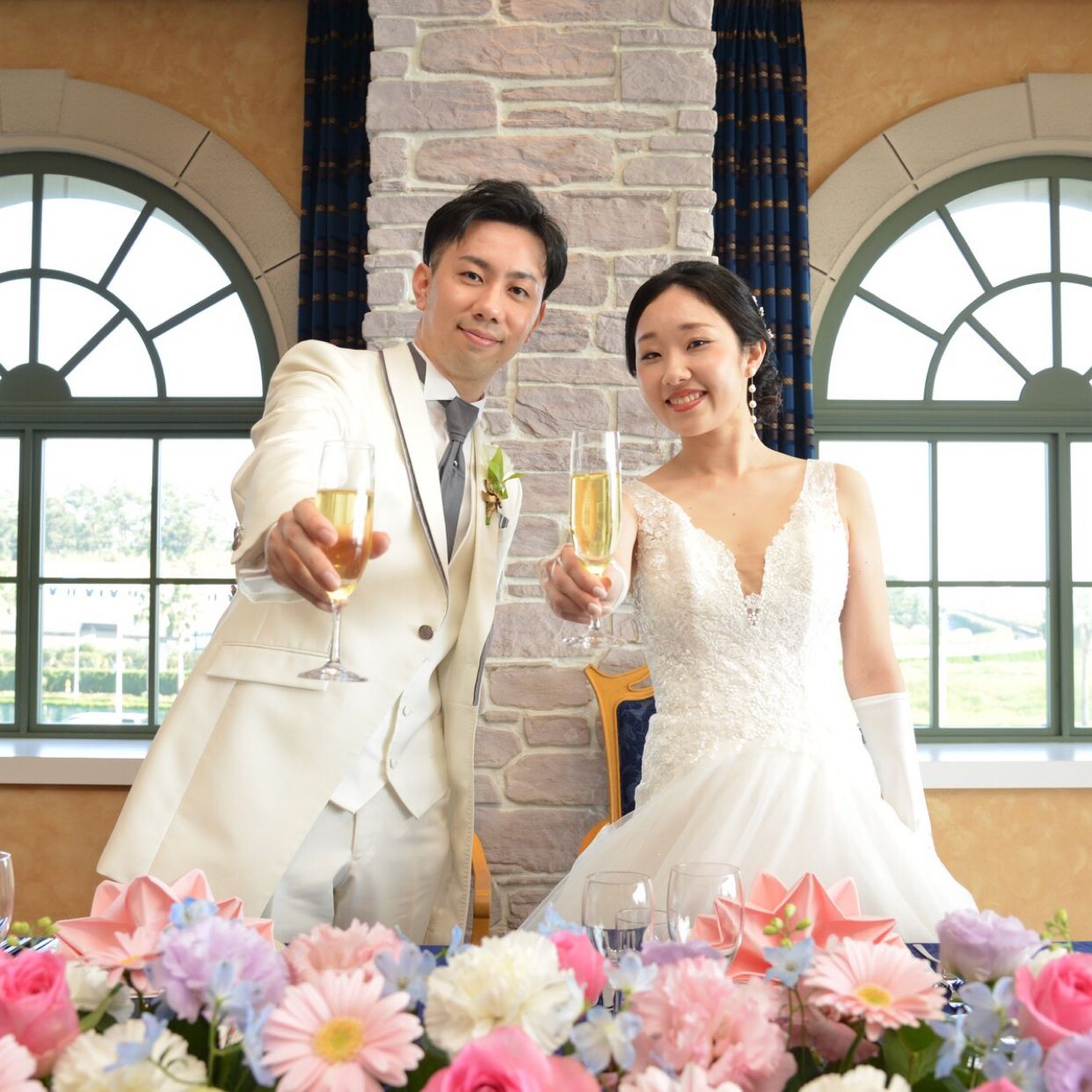 披露宴パーティのカバー写真