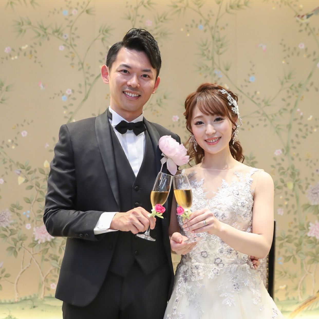 披露宴パーティのカバー写真