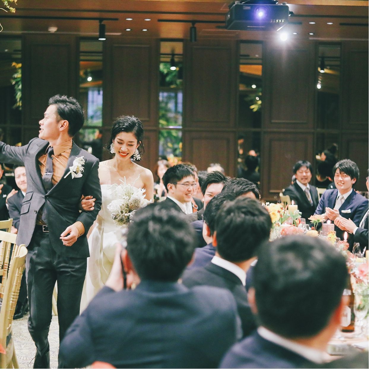 披露宴パーティのカバー写真