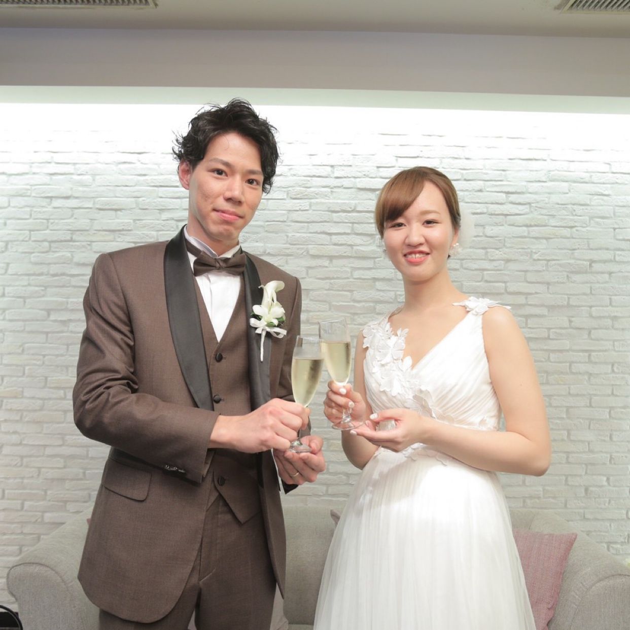 披露宴パーティのカバー写真