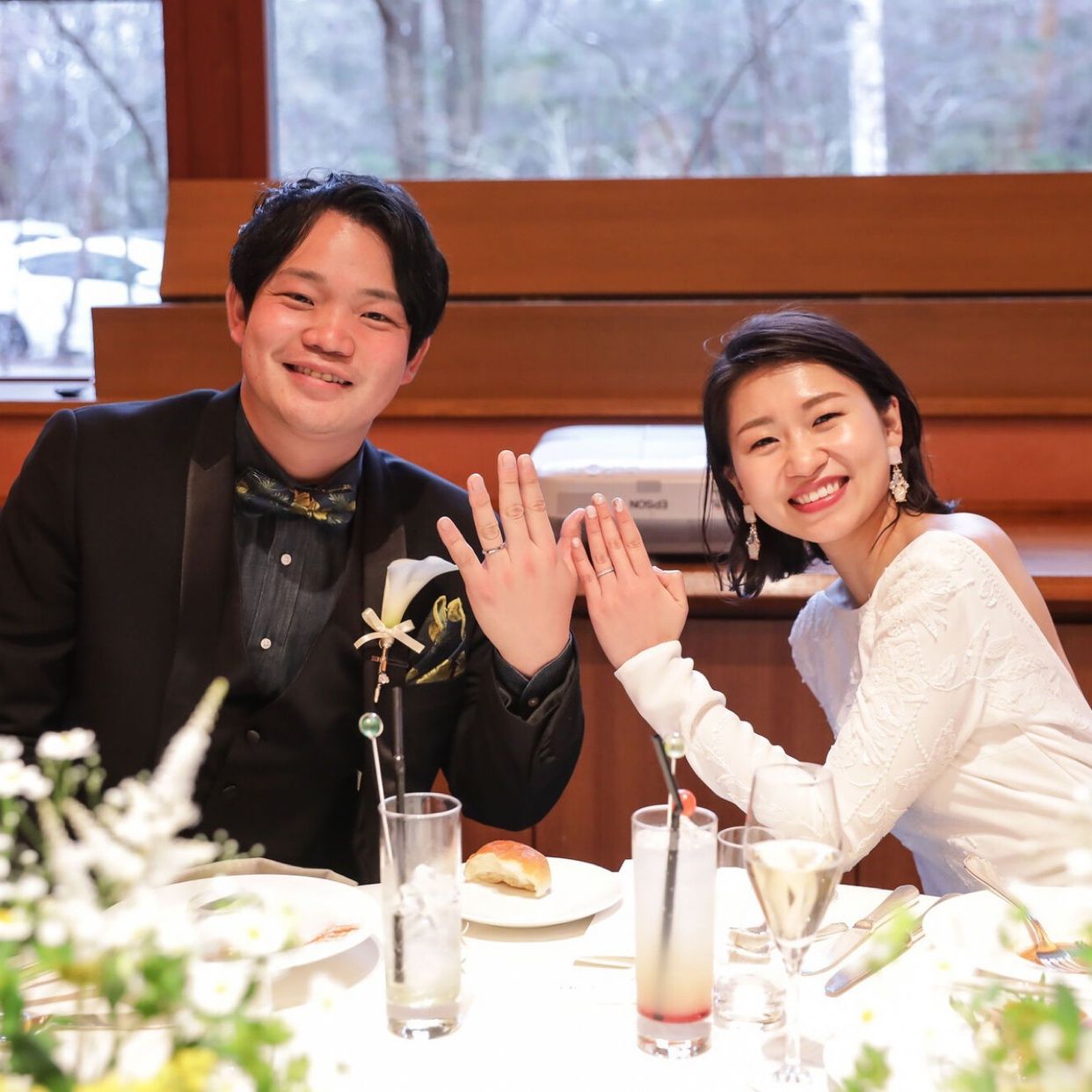 披露宴パーティのカバー写真