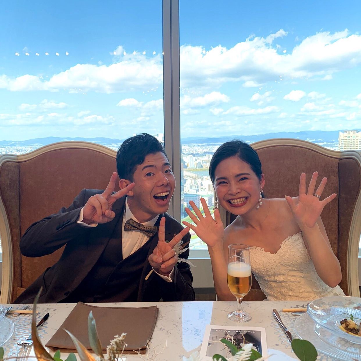 披露宴パーティのカバー写真