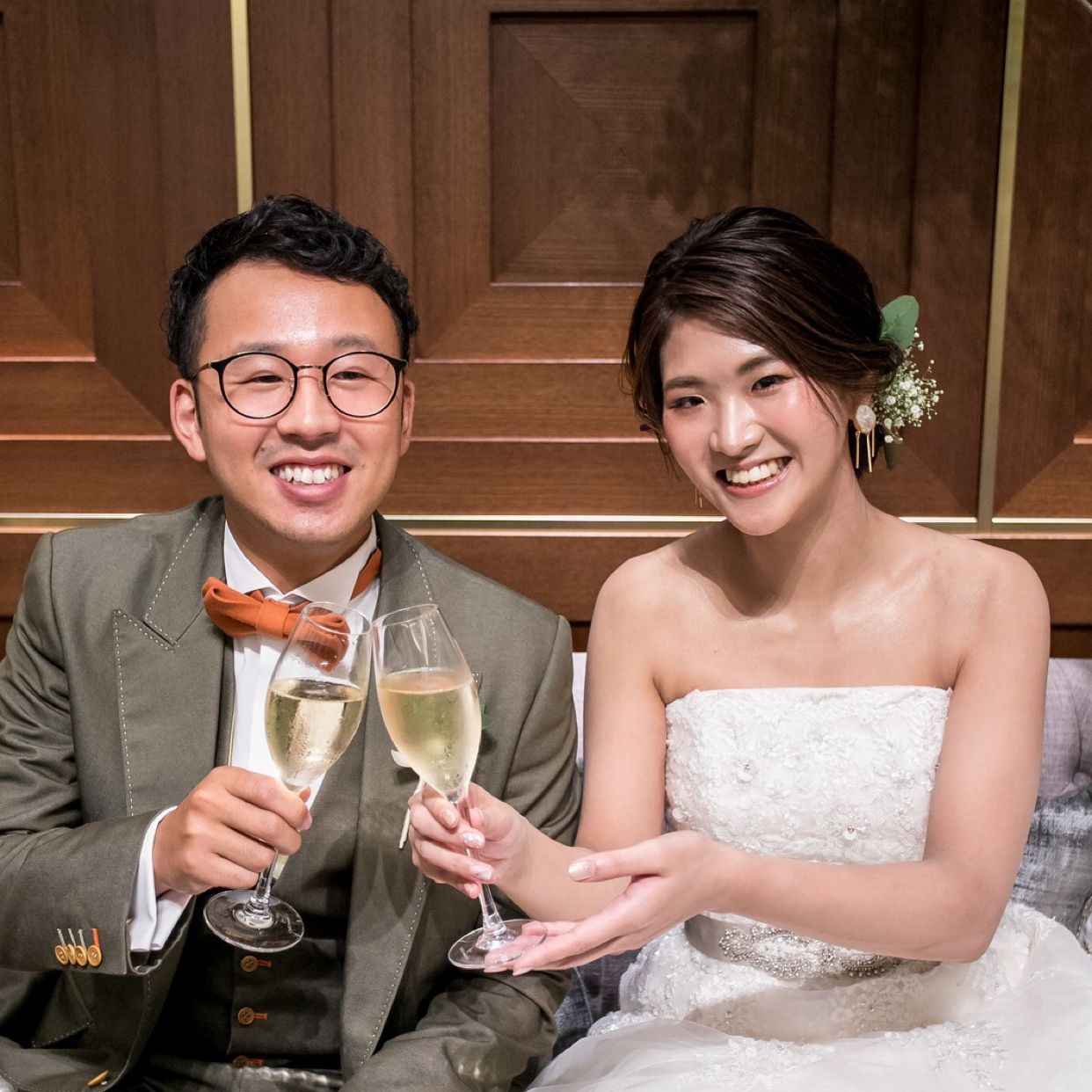 披露宴パーティのカバー写真