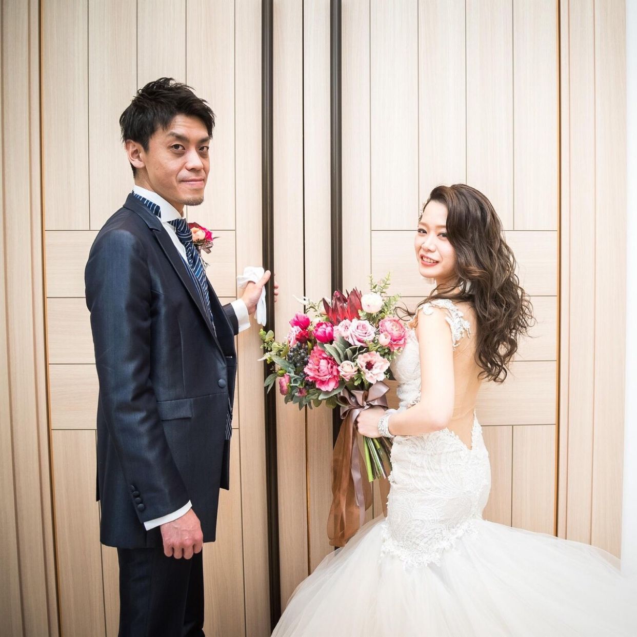 披露宴パーティのカバー写真