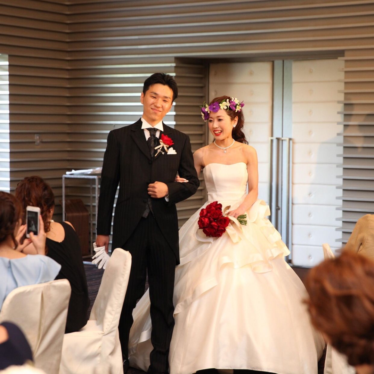 披露宴パーティのカバー写真