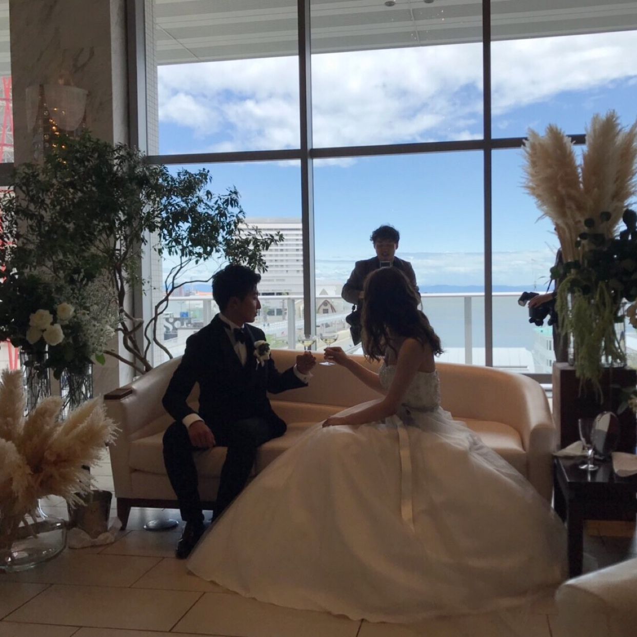 披露宴パーティのカバー写真