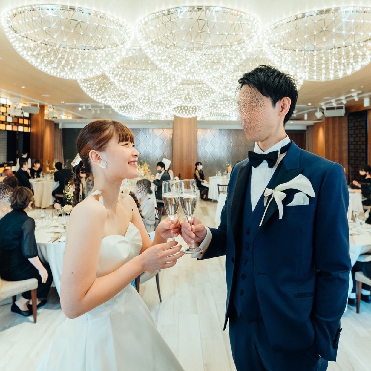 披露宴パーティのカバー写真