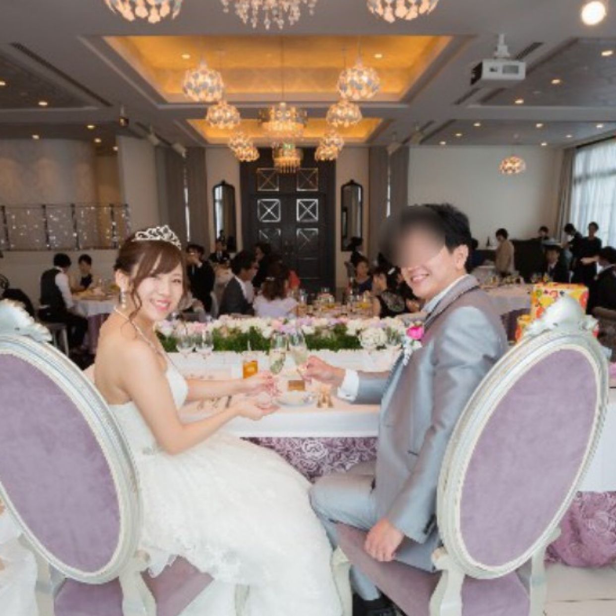 披露宴パーティのカバー写真