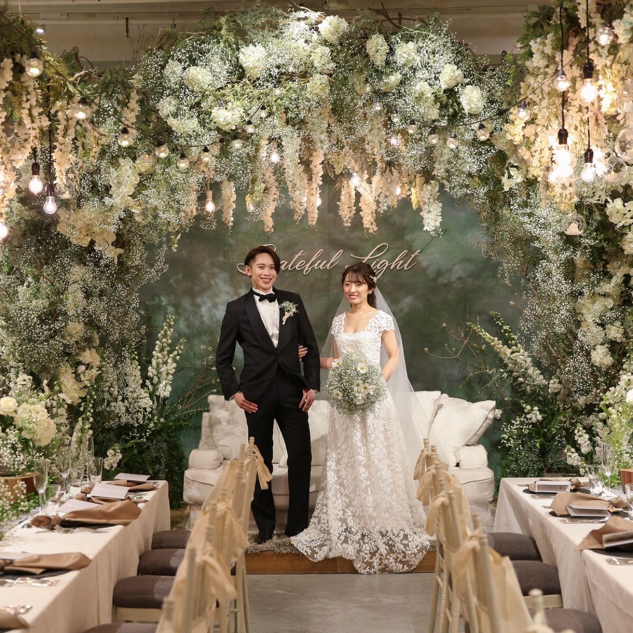 披露宴パーティのカバー写真