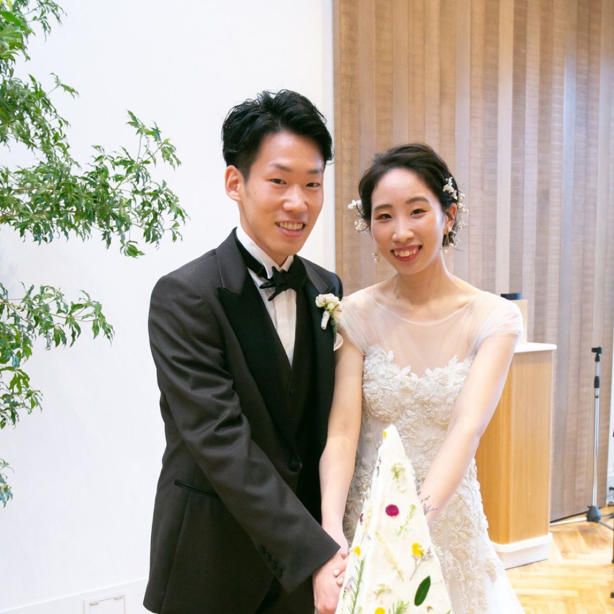 披露宴パーティのカバー写真