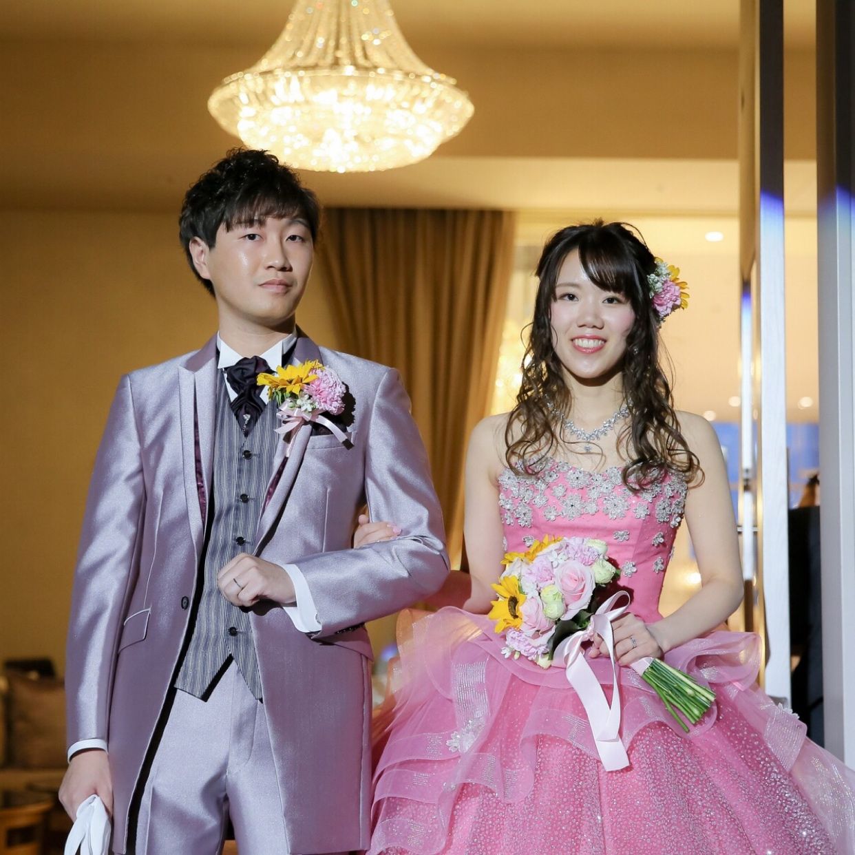 披露宴パーティのカバー写真