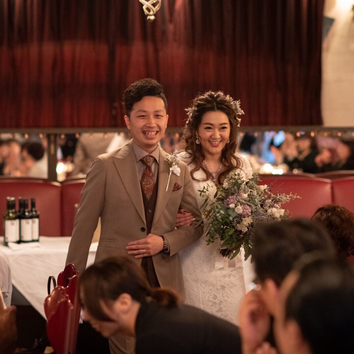 披露宴パーティのカバー写真