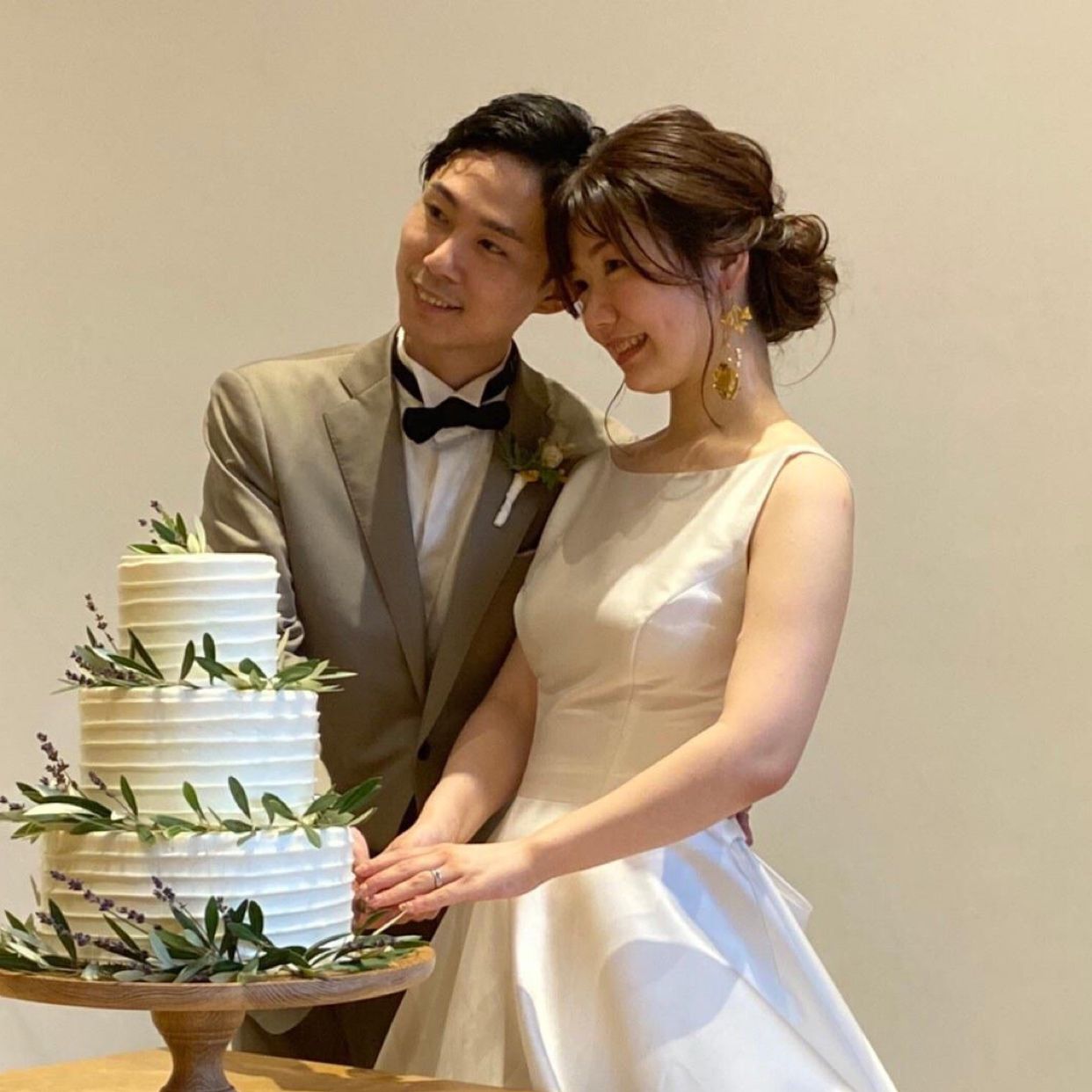 披露宴パーティのカバー写真