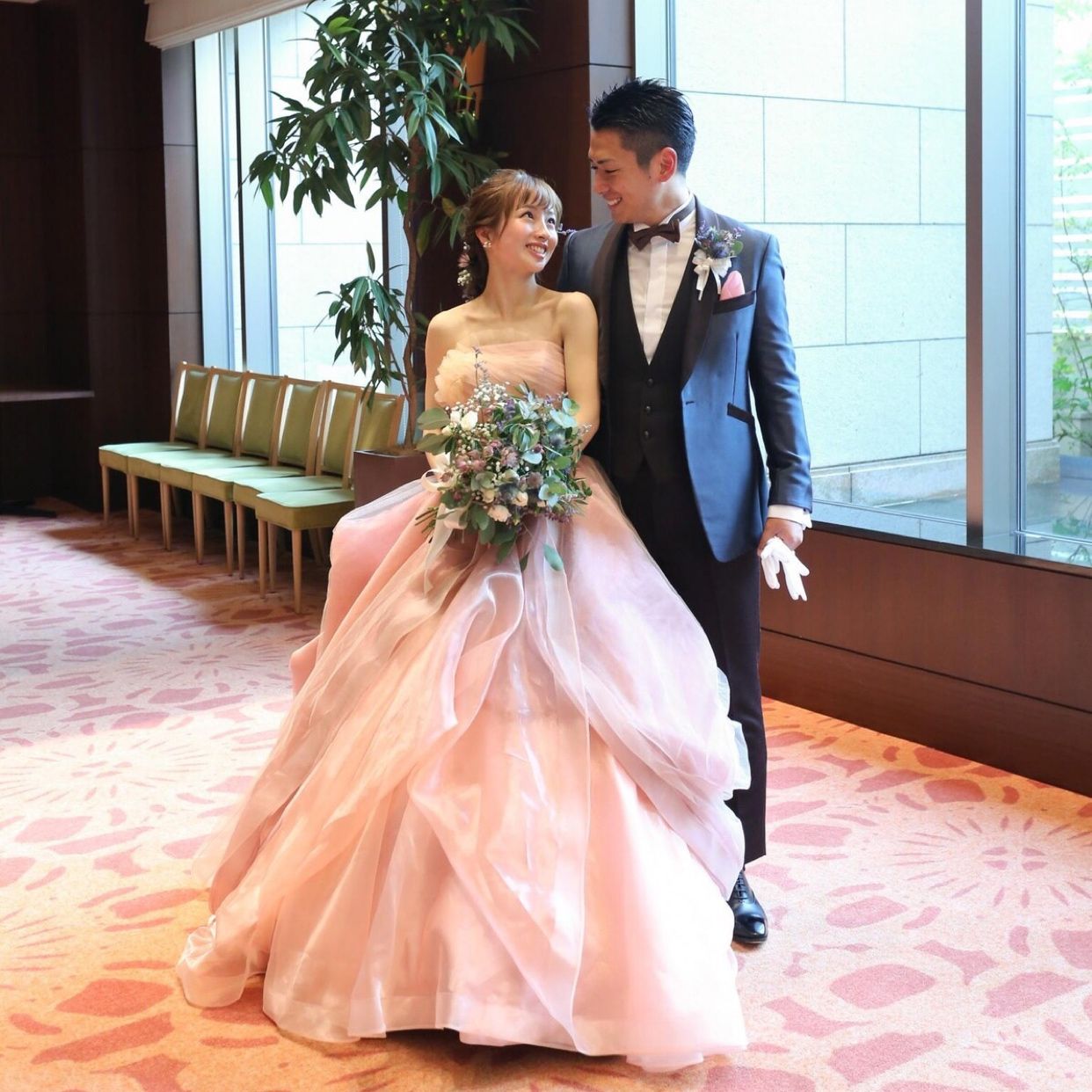 披露宴パーティのカバー写真