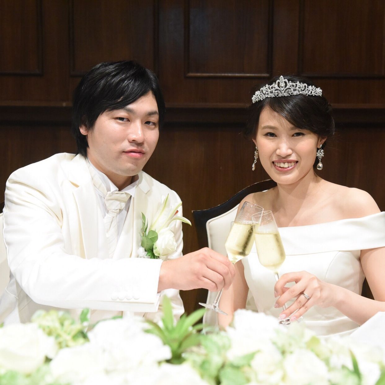 披露宴パーティのカバー写真