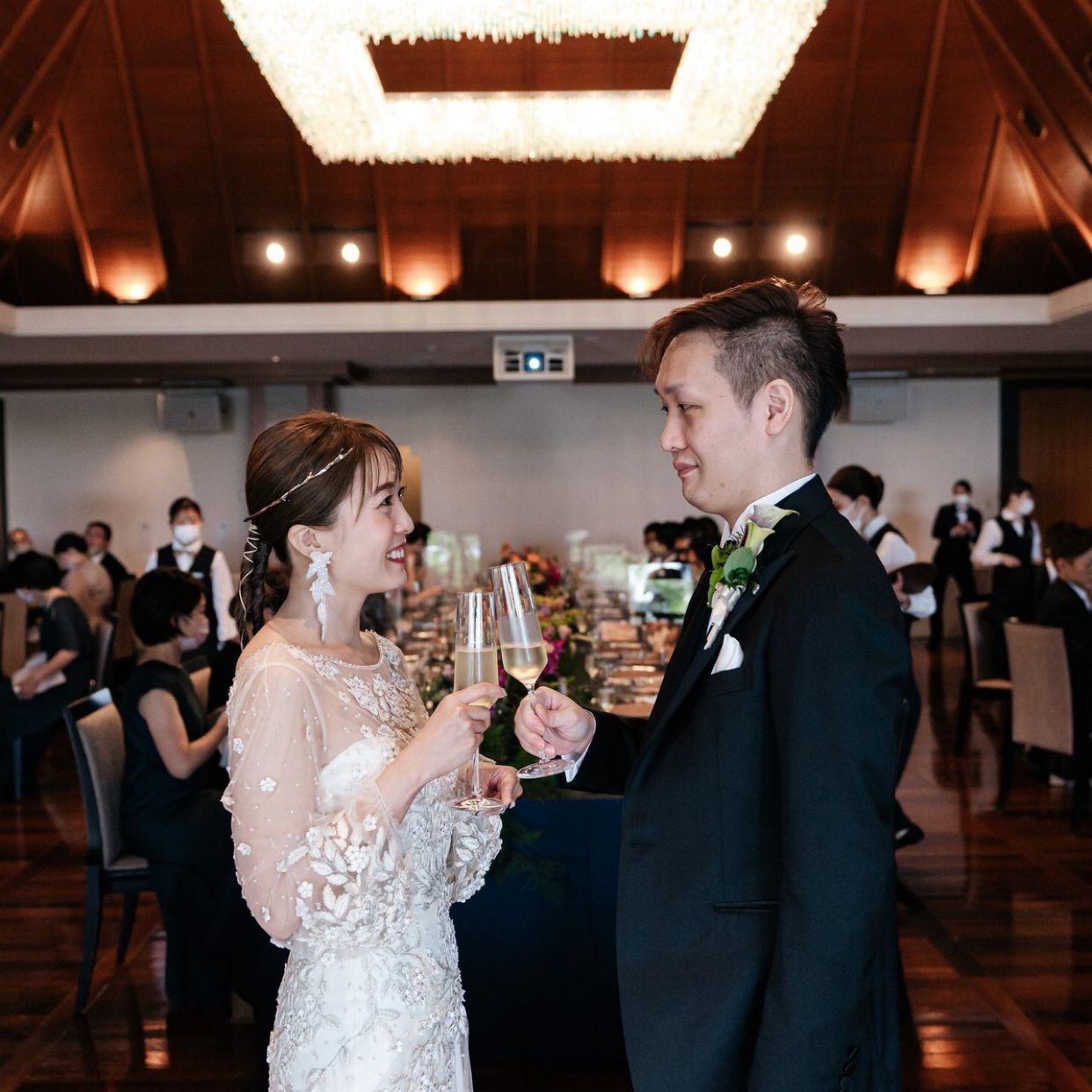 披露宴パーティのカバー写真