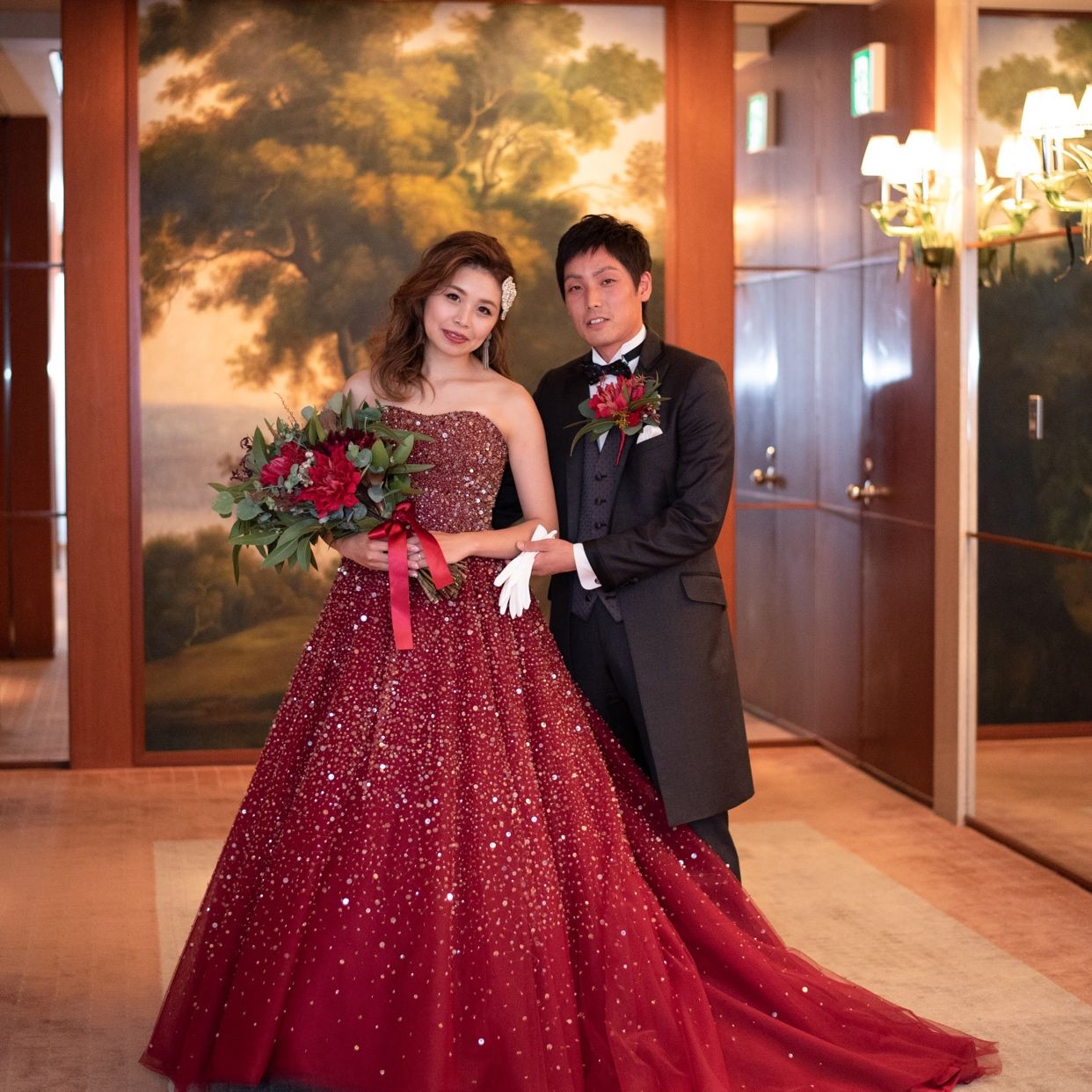 披露宴パーティのカバー写真