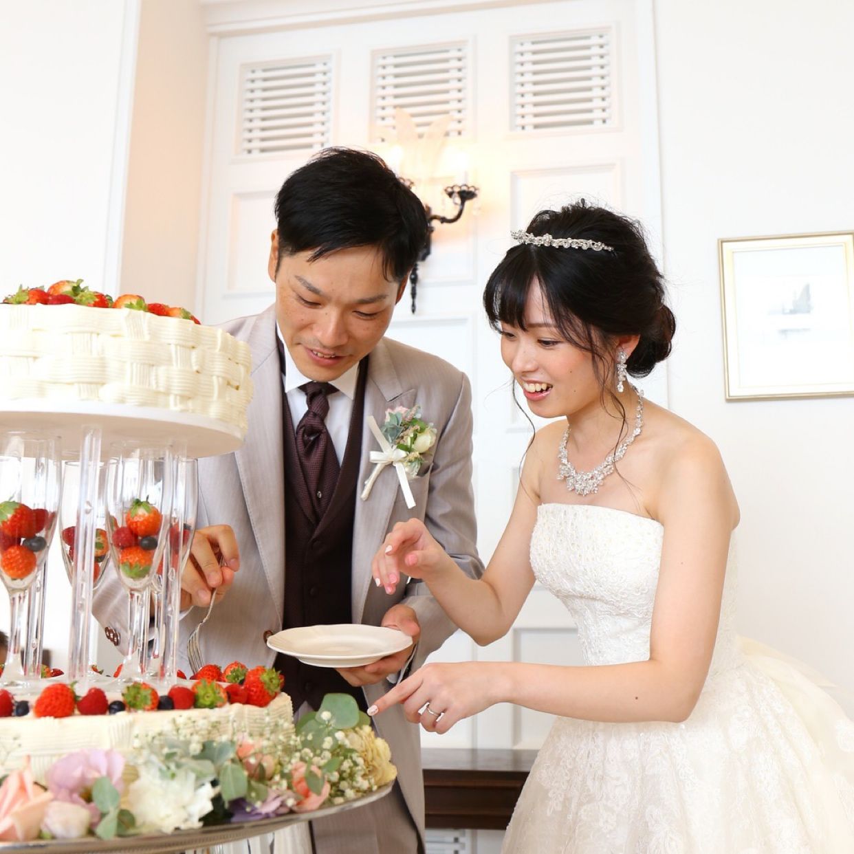 披露宴パーティのカバー写真