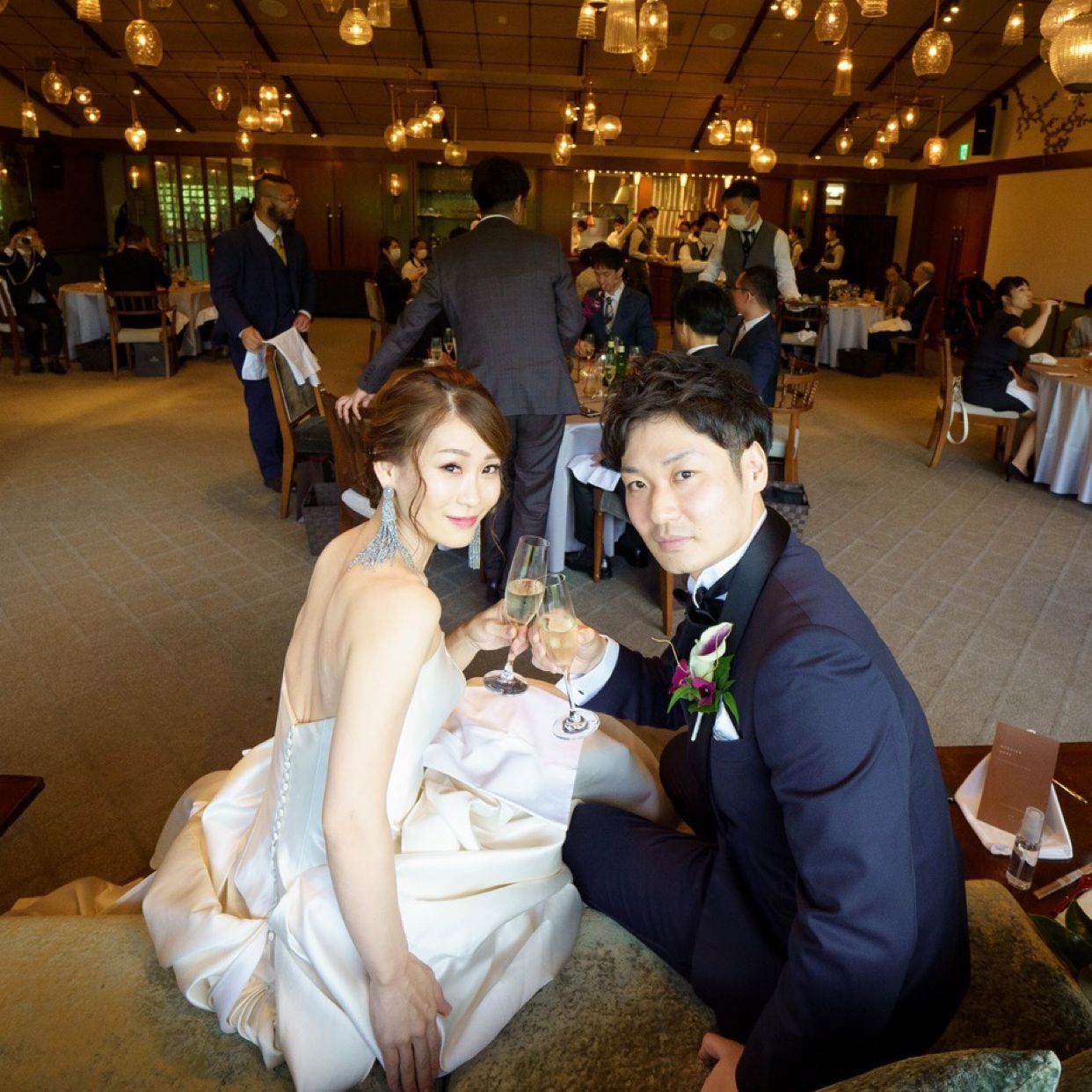 披露宴パーティのカバー写真