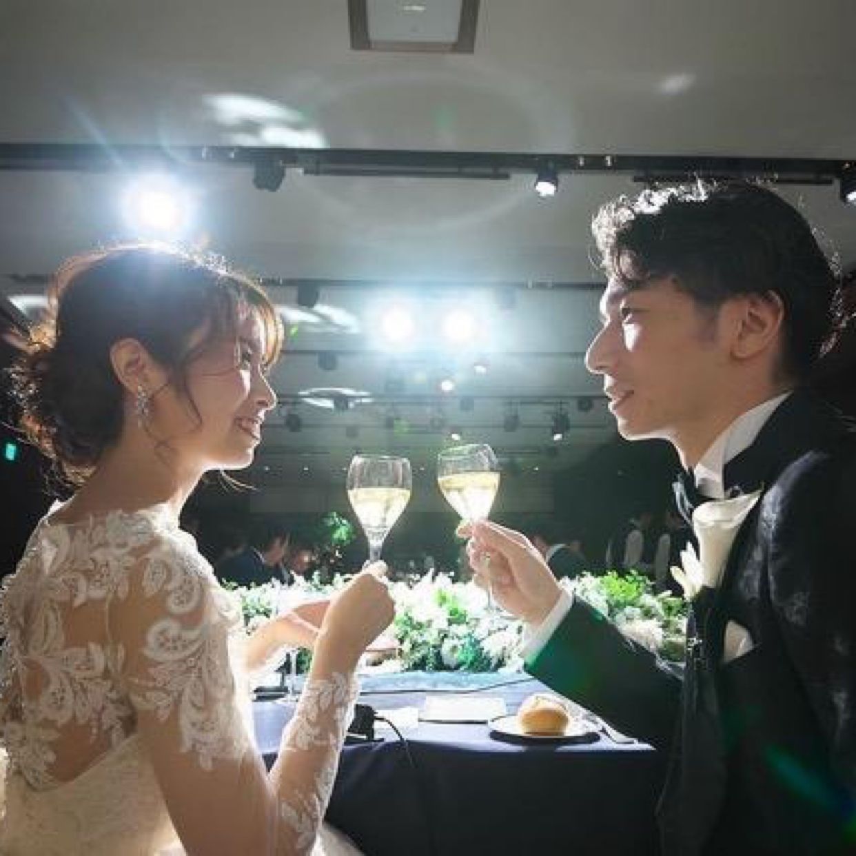 披露宴パーティのカバー写真