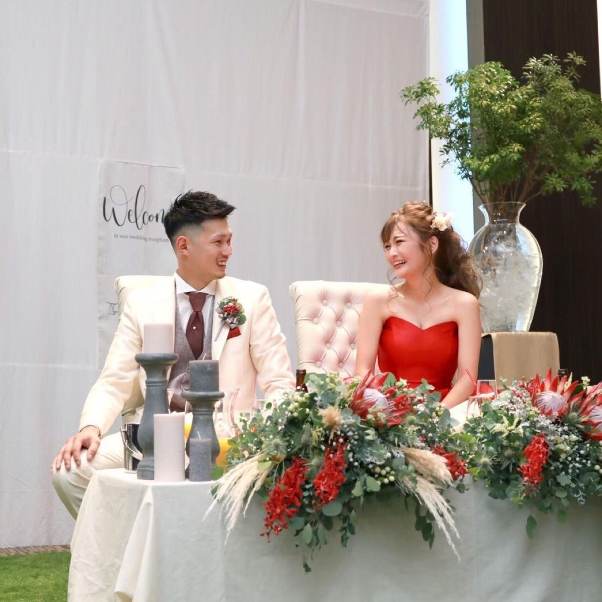 披露宴パーティのカバー写真