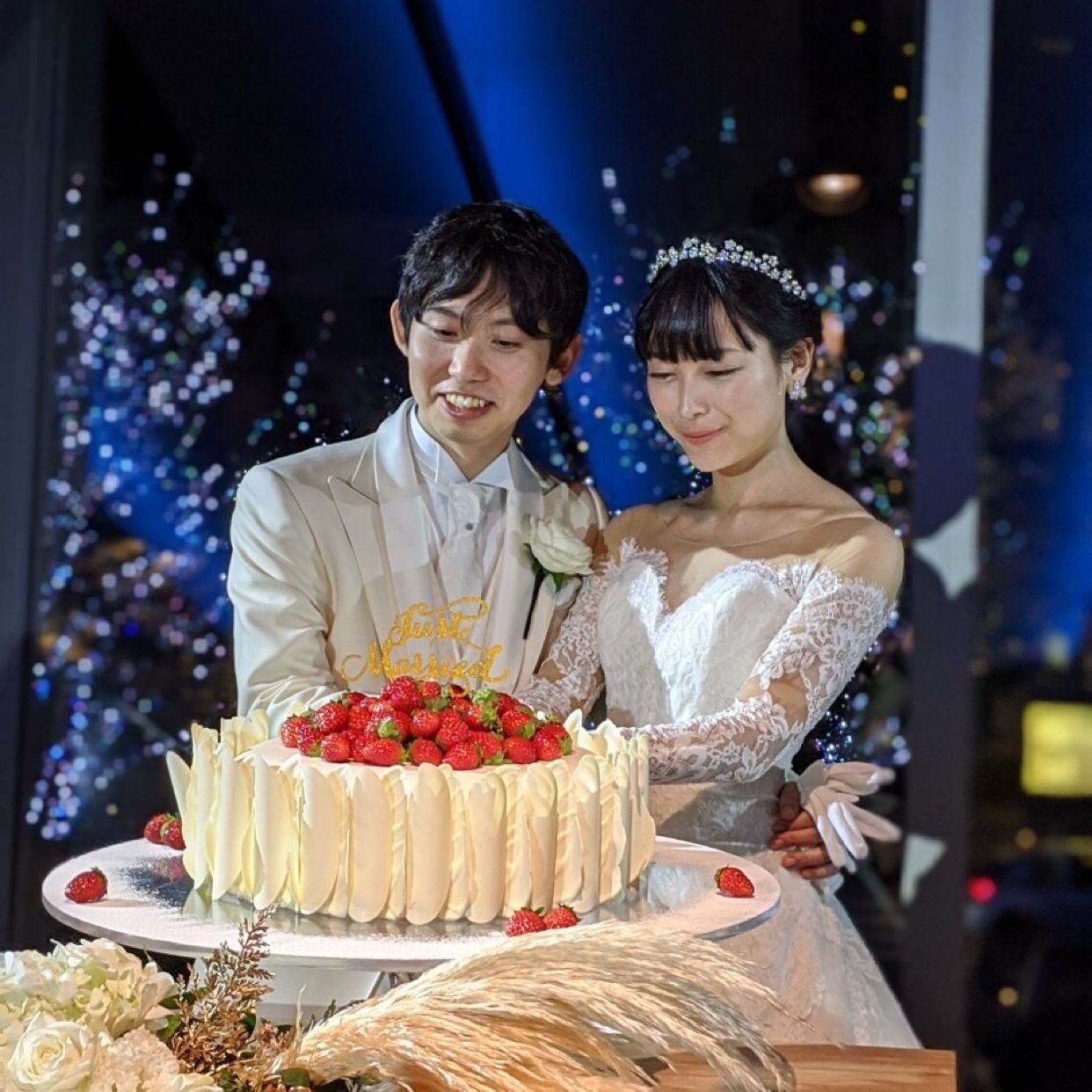 披露宴パーティのカバー写真