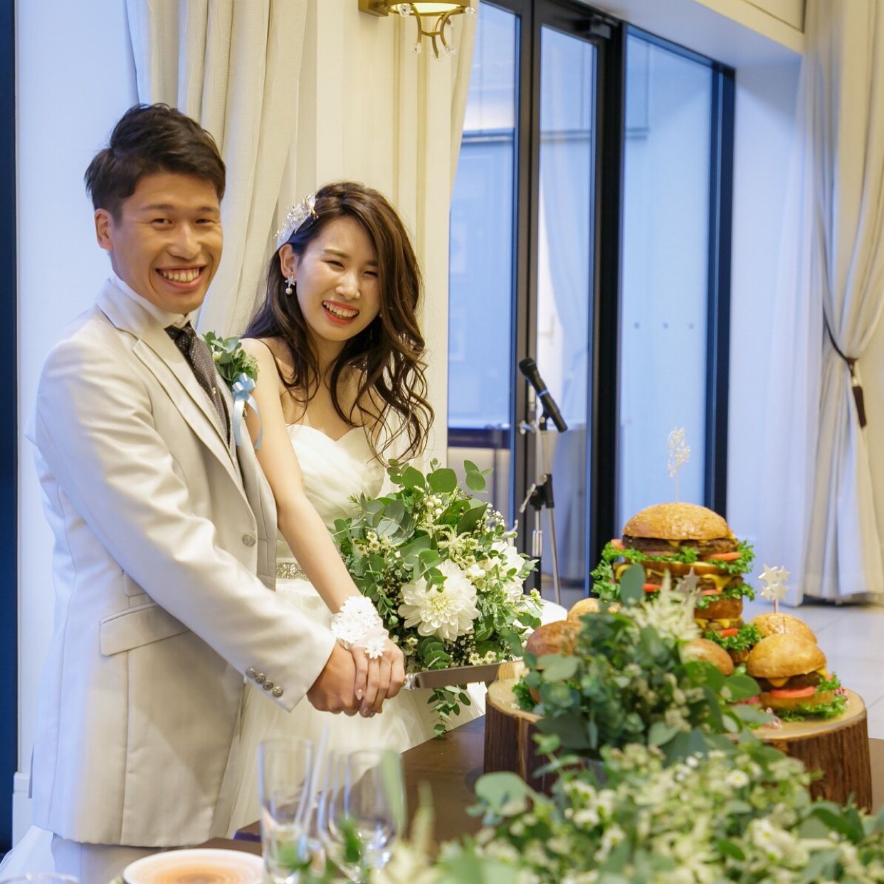 披露宴パーティのカバー写真