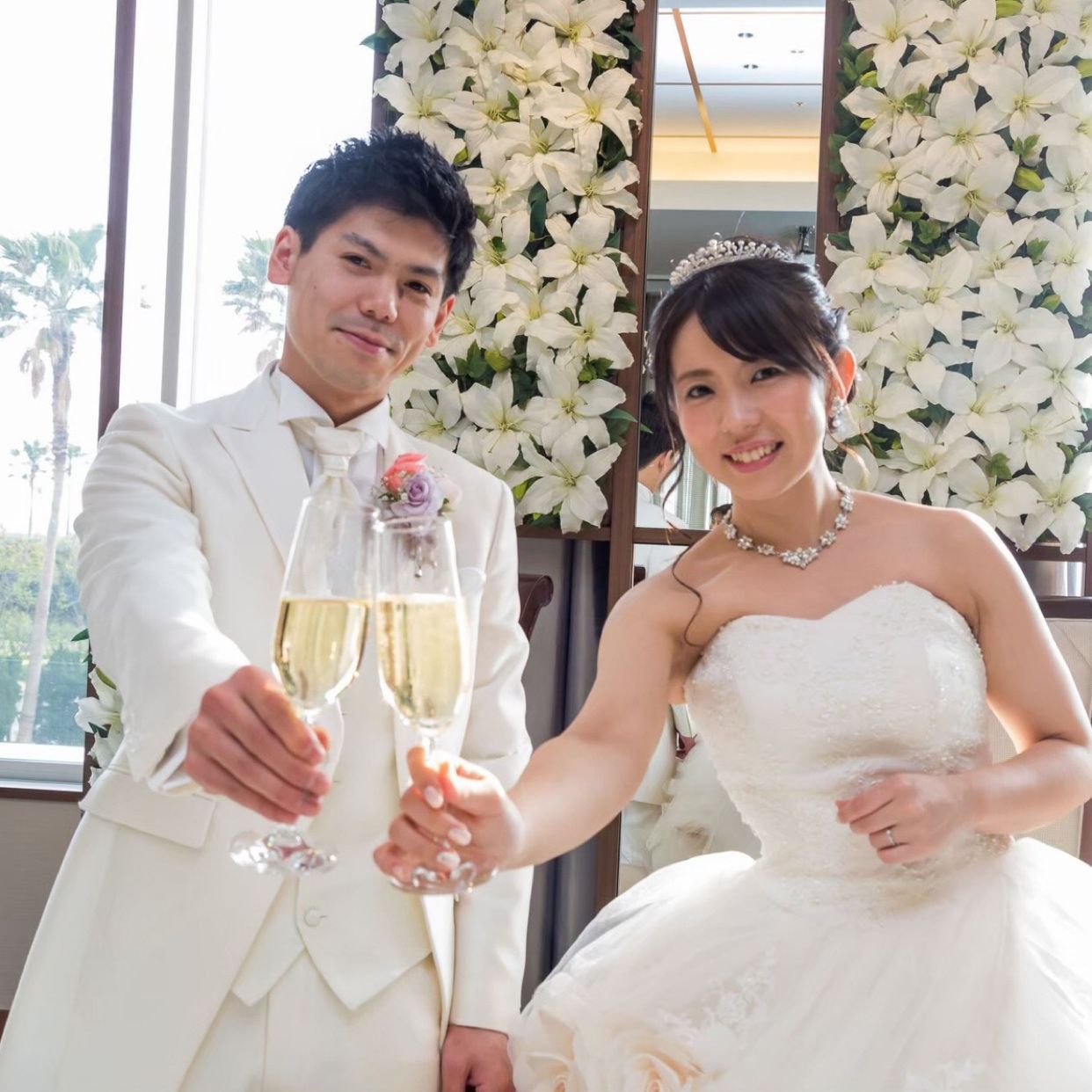 披露宴パーティのカバー写真