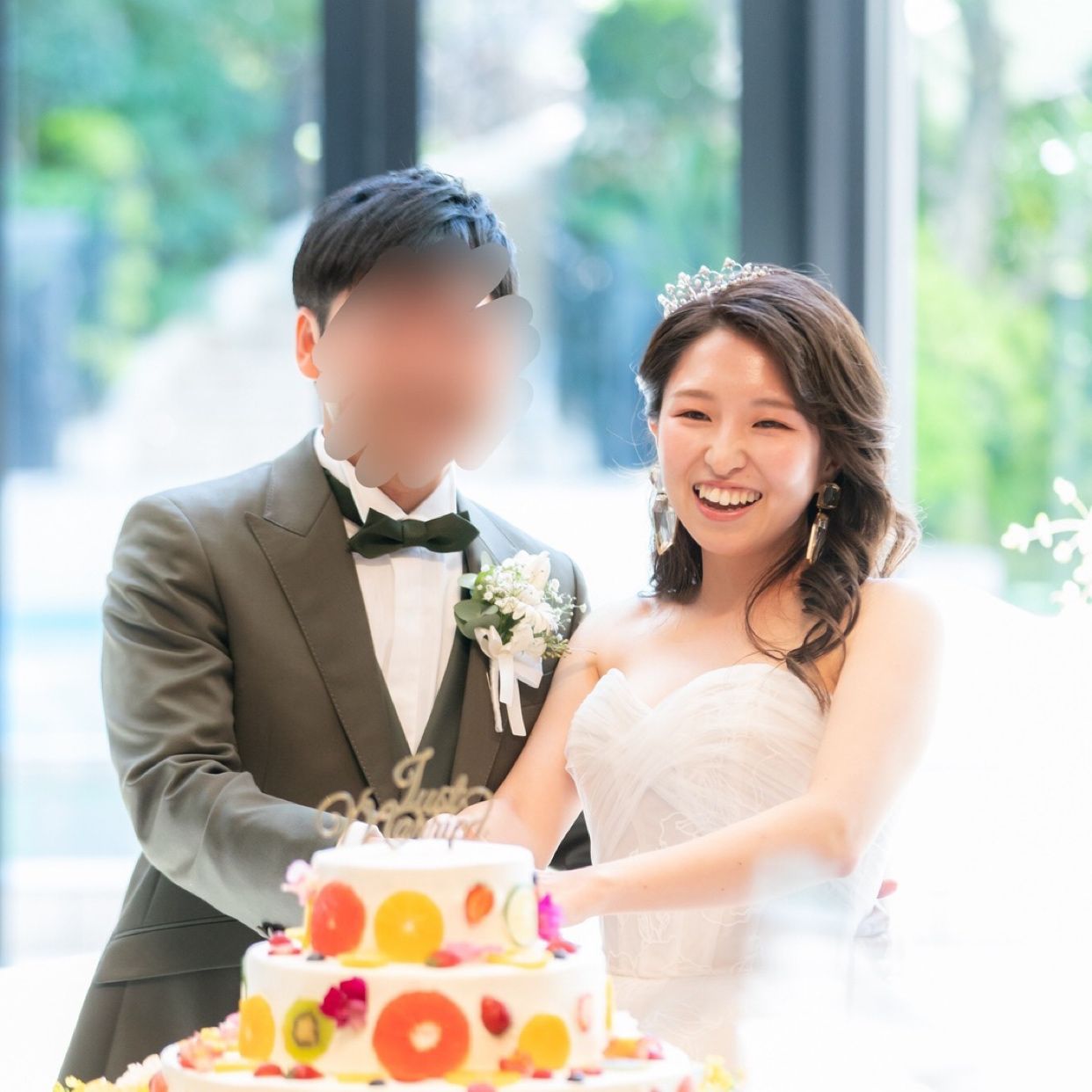 披露宴パーティのカバー写真