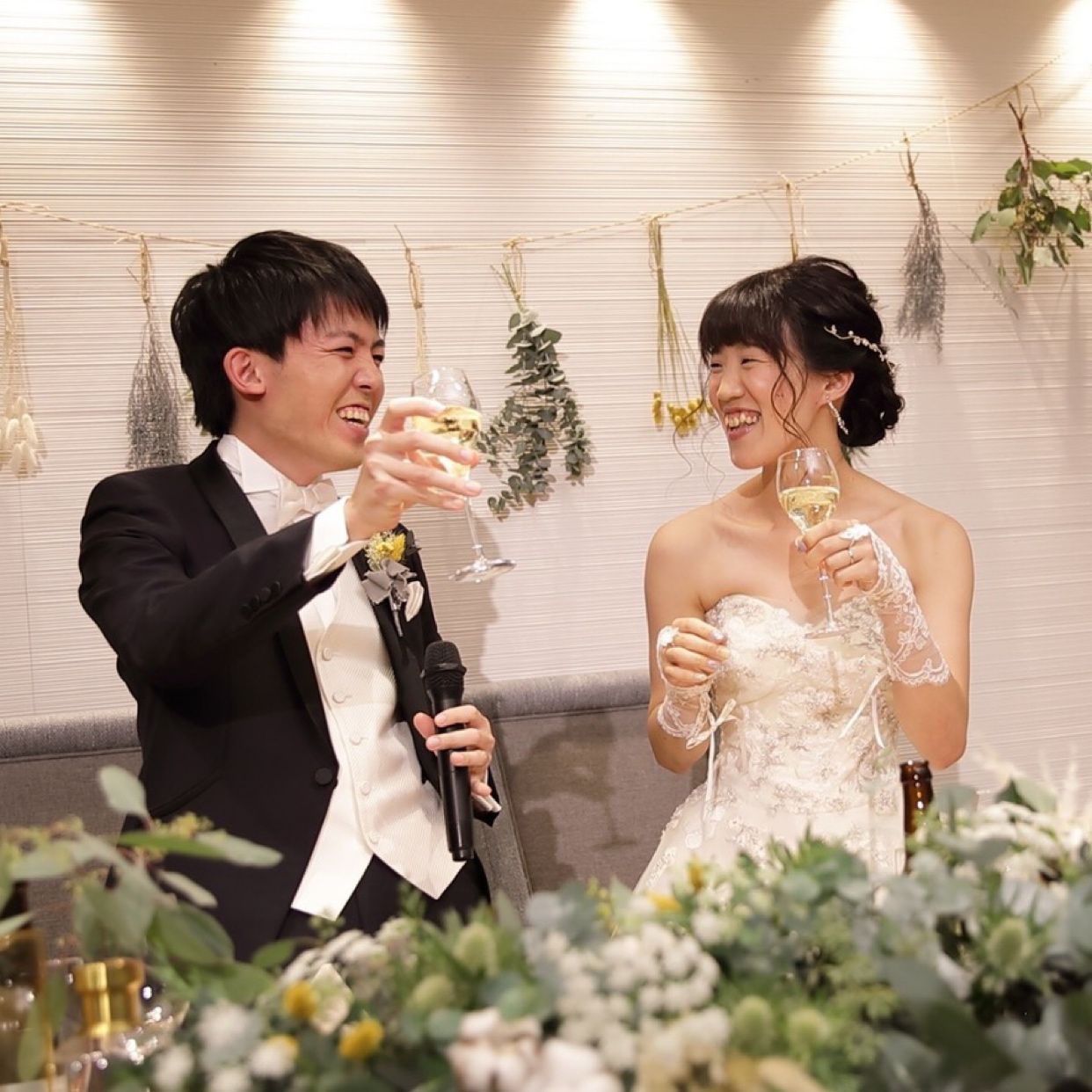 披露宴パーティのカバー写真
