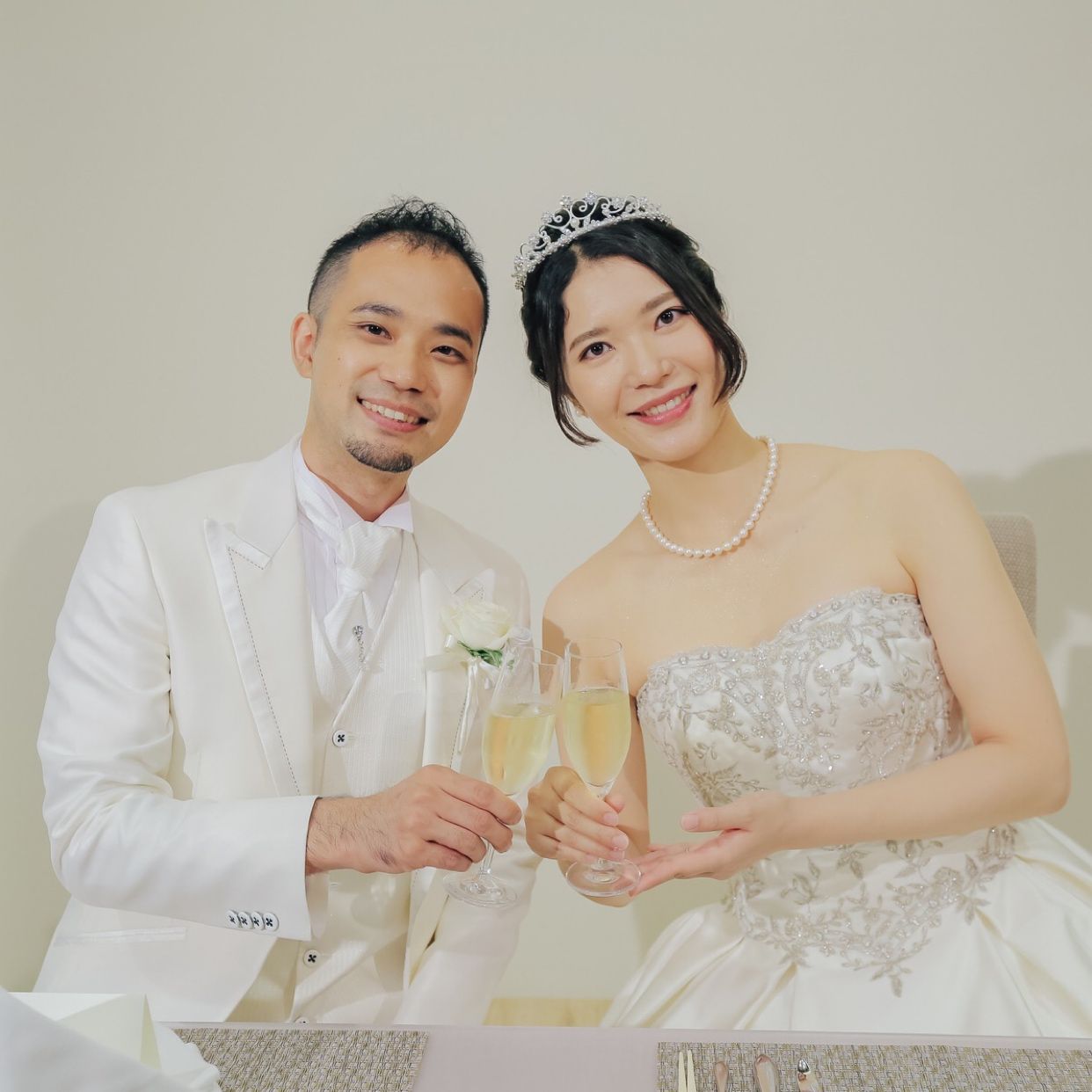 披露宴パーティのカバー写真