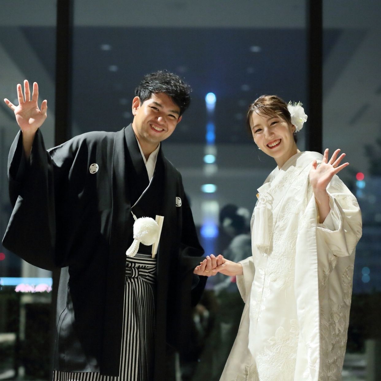 披露宴パーティのカバー写真