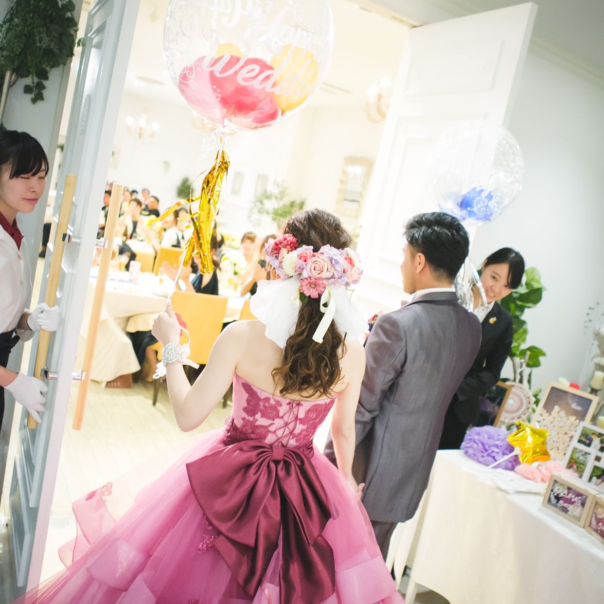 披露宴パーティのカバー写真