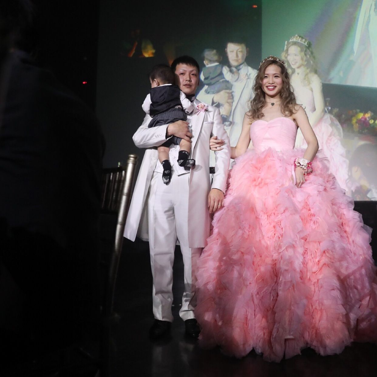 披露宴パーティのカバー写真