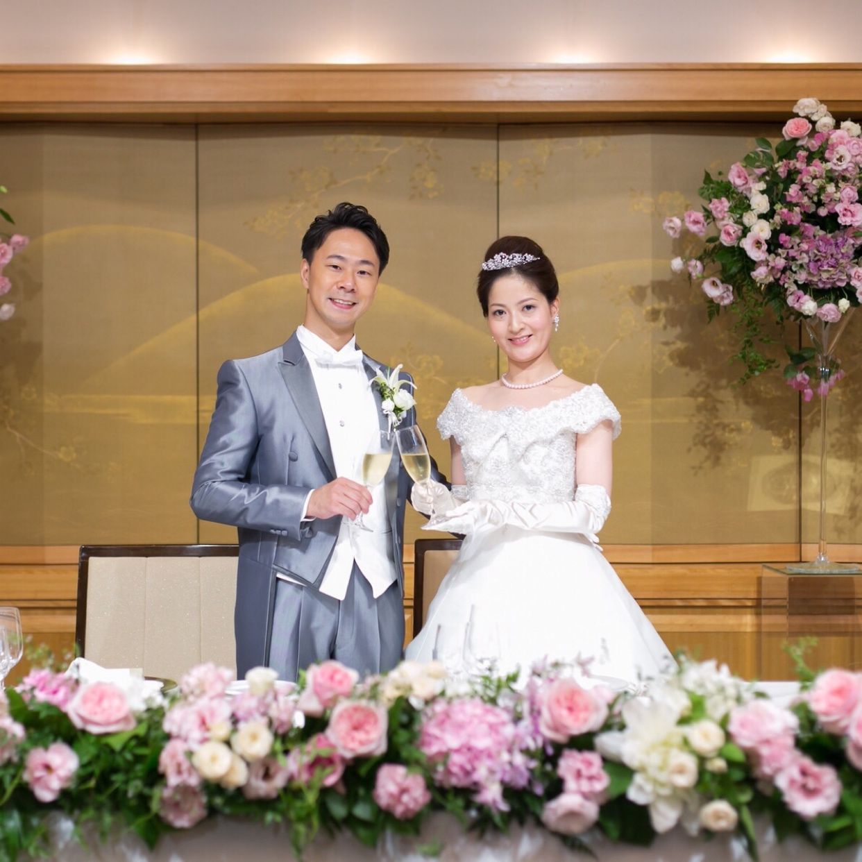 披露宴パーティのカバー写真