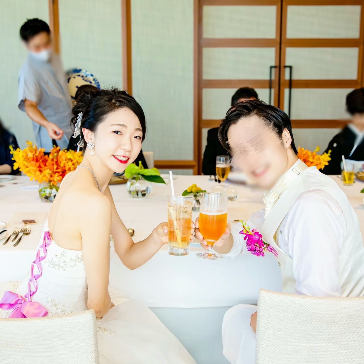 披露宴パーティのカバー写真