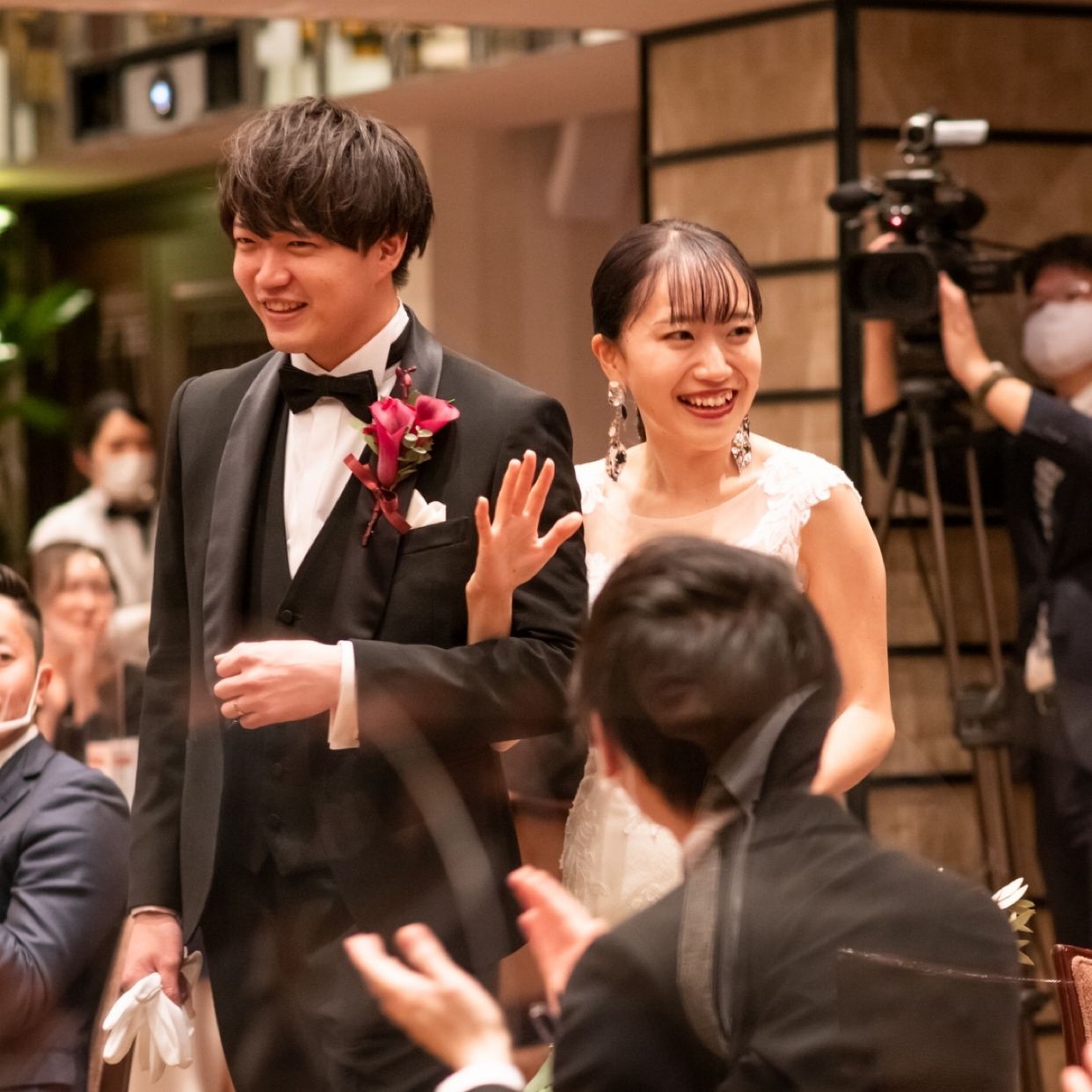 披露宴パーティのカバー写真