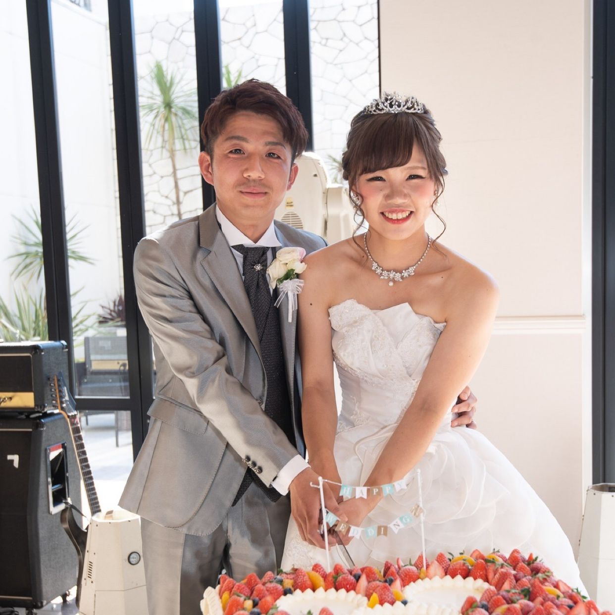 披露宴パーティのカバー写真