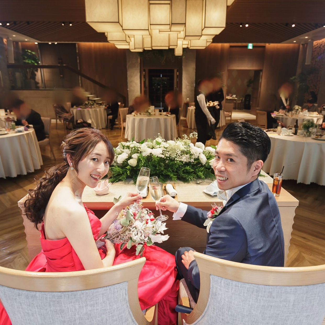 披露宴パーティのカバー写真