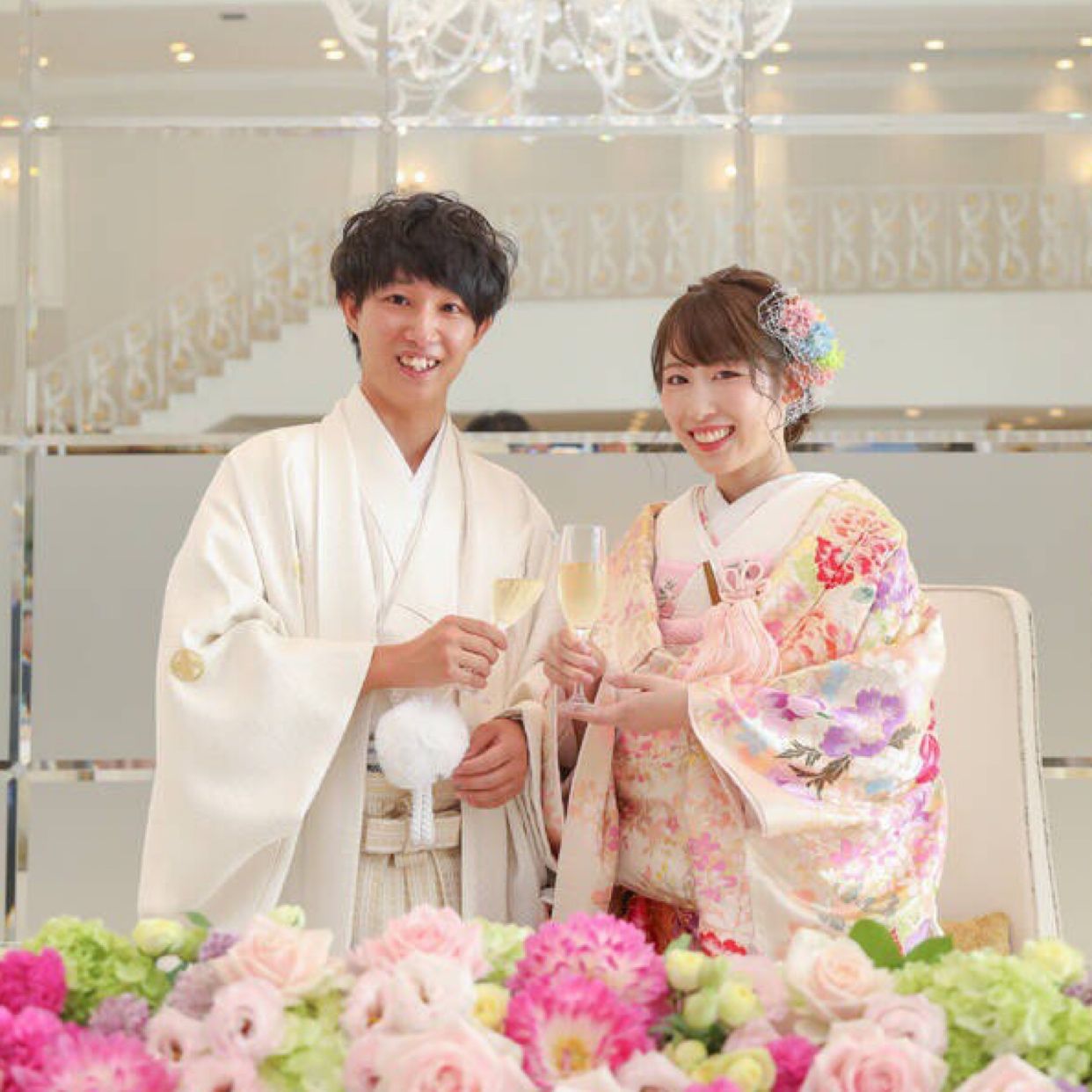 披露宴パーティのカバー写真