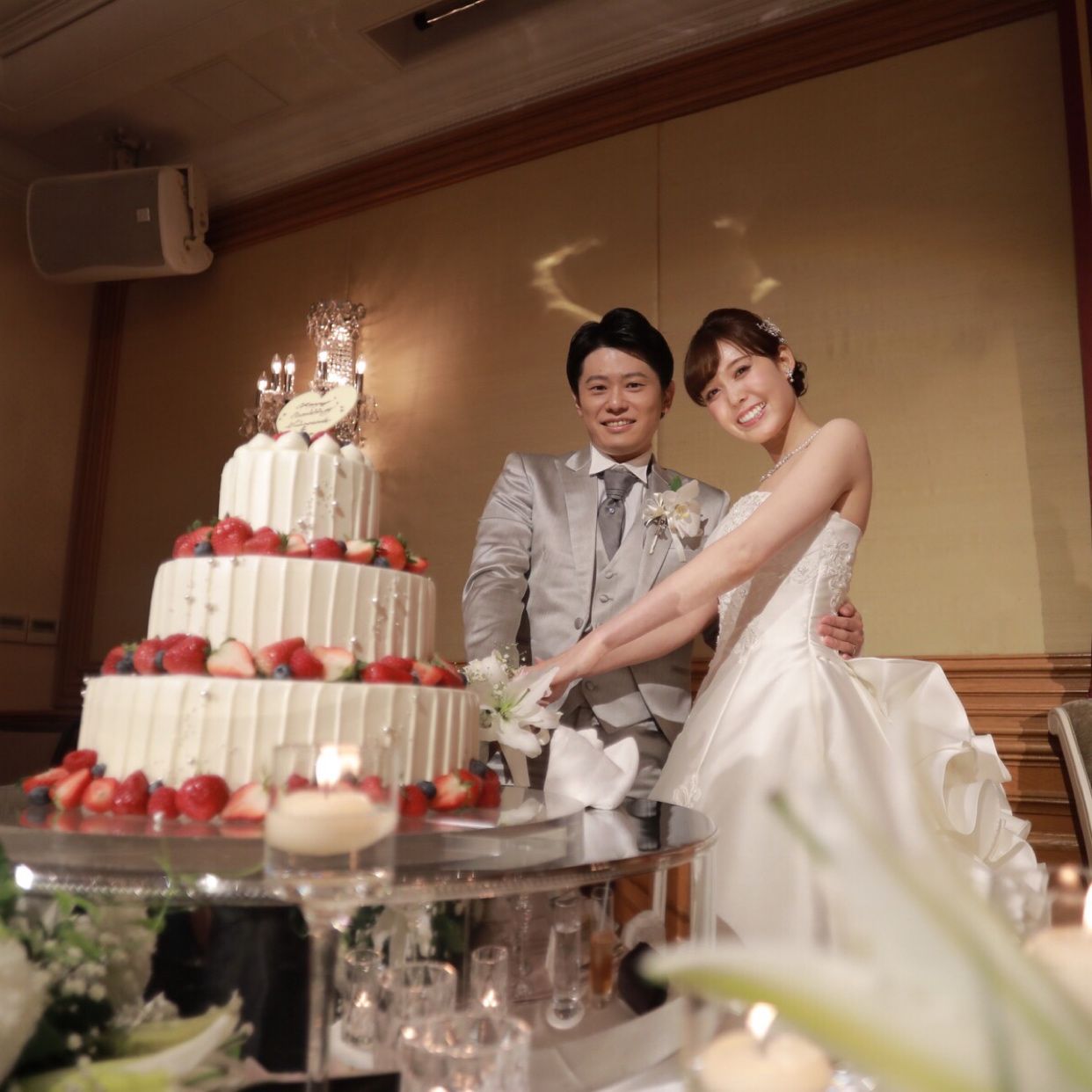 披露宴パーティのカバー写真