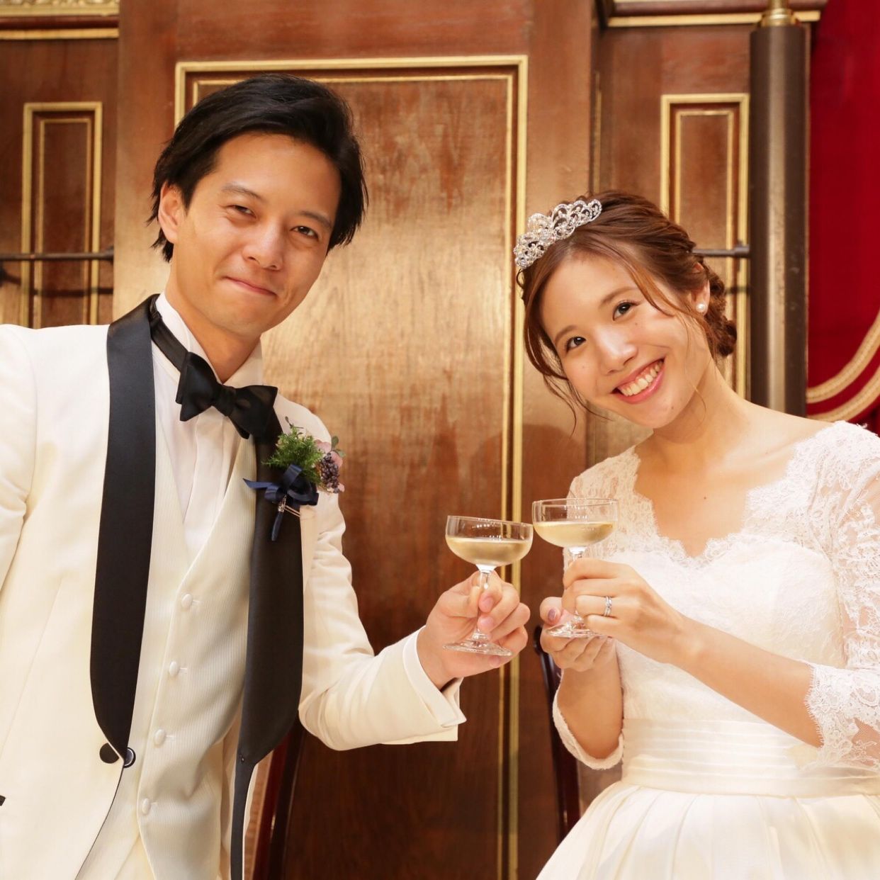 披露宴パーティのカバー写真