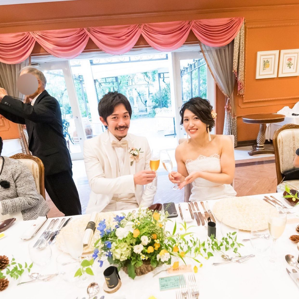 披露宴パーティのカバー写真