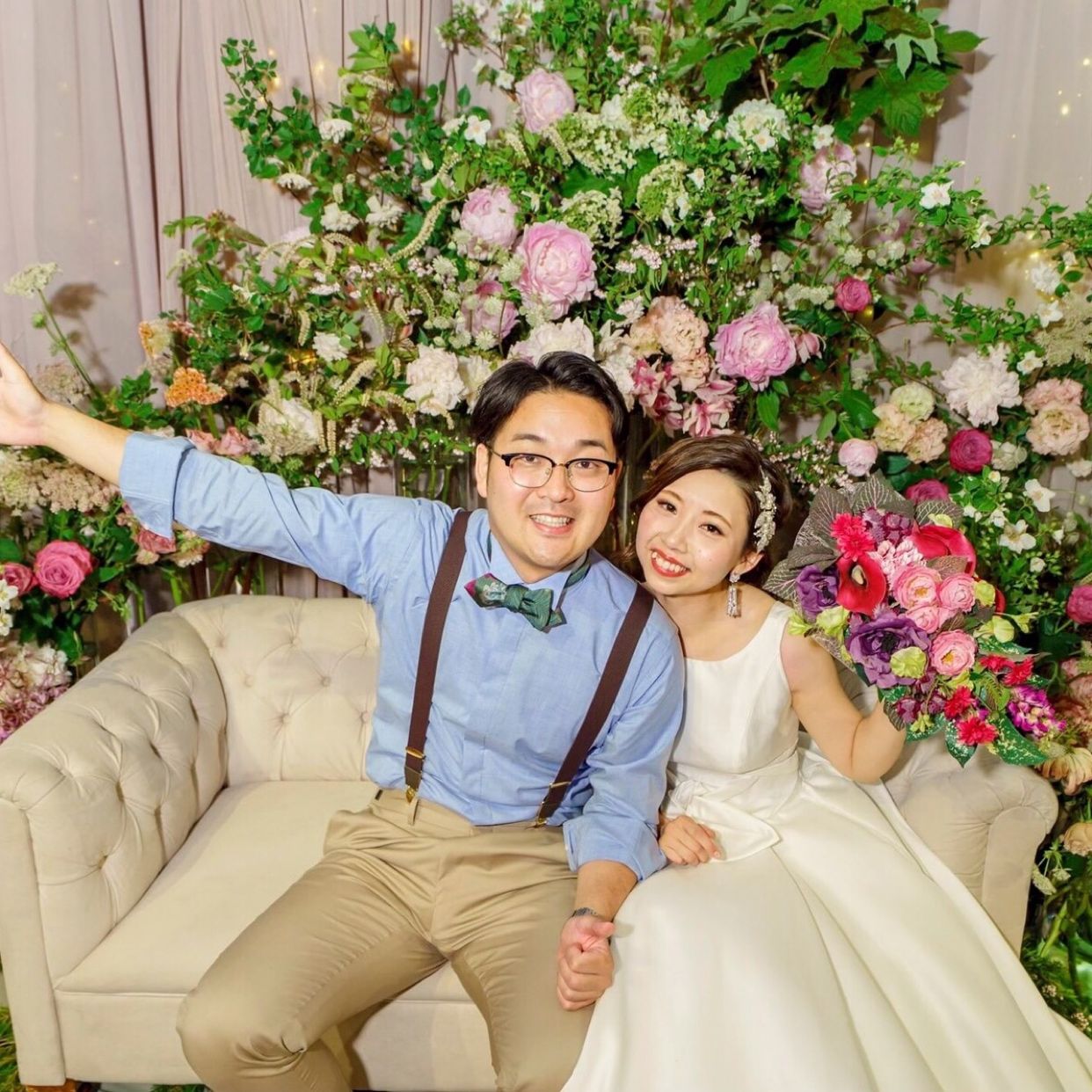 披露宴パーティのカバー写真