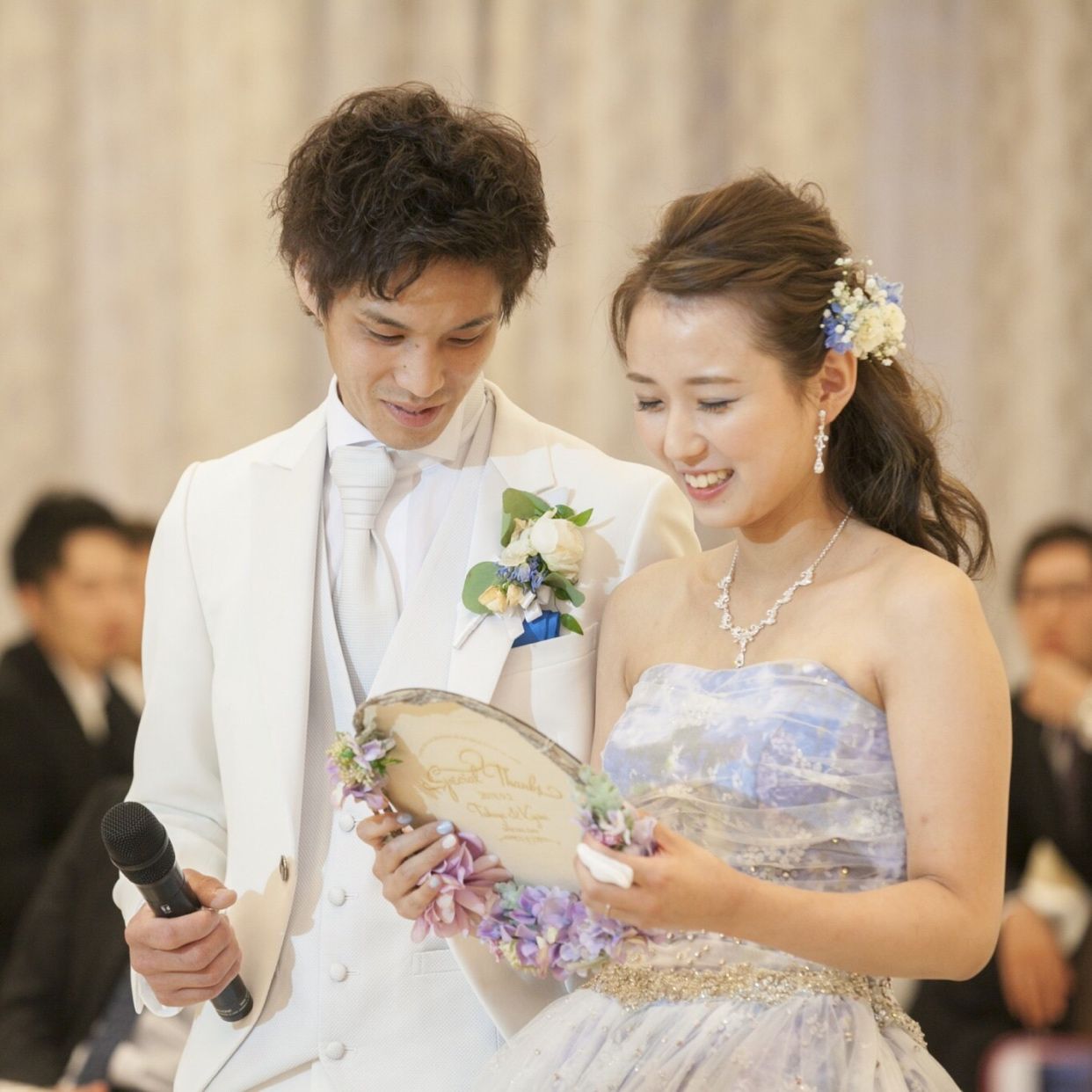 披露宴パーティのカバー写真